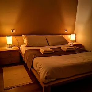leoncino-apartment-2.hotelinveneto.com/